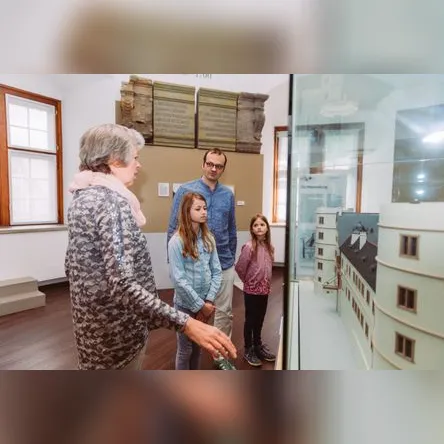 Titelbild zur Veranstaltung Rundgang für Familien ab 6 Jahren