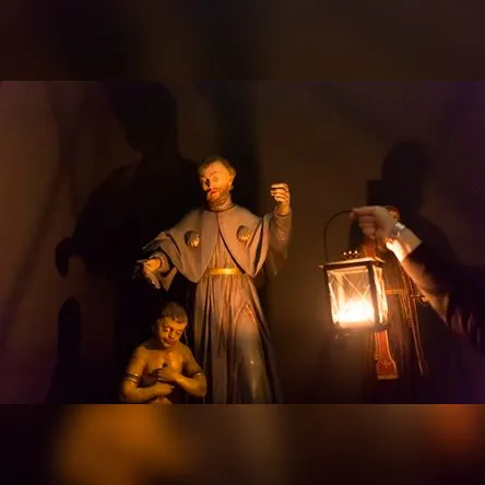 Titelbild zur Veranstaltung Ein Licht im Dunkeln