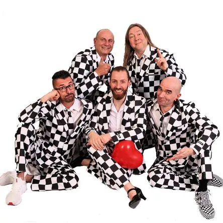 Titelbild zur Veranstaltung Eröffnungsparty mit Tänzchentee