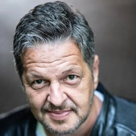 Titelbild zur Veranstaltung Linus Geschke: Das Camp