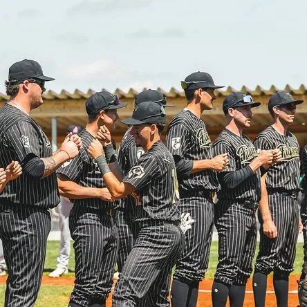 Titelbild zur Veranstaltung Season Ticket