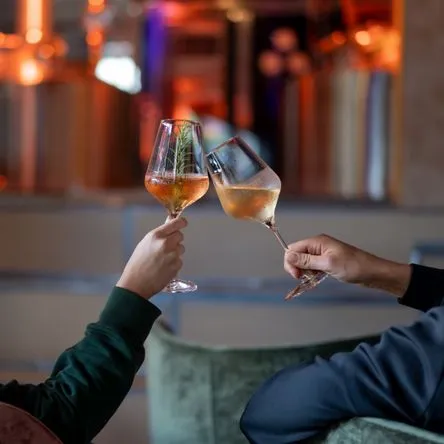 Titelbild zur Veranstaltung Day drinking: SINGLES EDITION