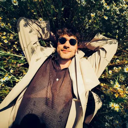 Titelbild zur Veranstaltung Zwischenräume - Ein Erzählabend