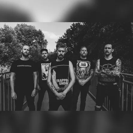 Titelbild zur Veranstaltung No Shelter., Repulsive Feast, Mudhead