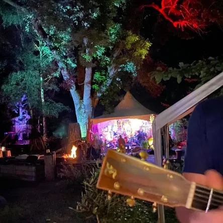 Titelbild zur Veranstaltung acoustic roots 3-Tages-Tickets