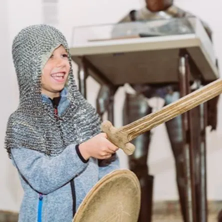 Titelbild zur Veranstaltung Leben auf der Burg