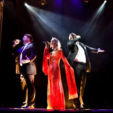 Titelbild zur Veranstaltung Die Drei Stimmen - 1. Gießener Hafenfest