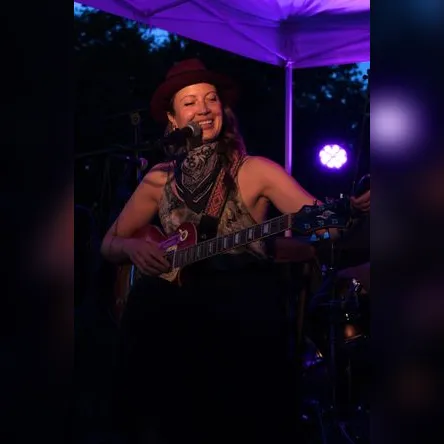 Titelbild zur Veranstaltung Neo-Folk und Liedermacher