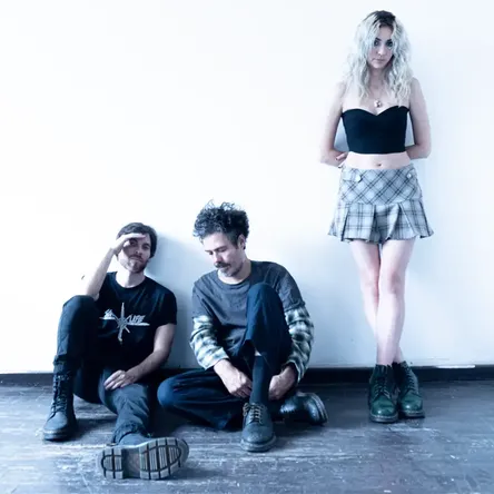 Titelbild zur Veranstaltung VONDRÉ [MEX] + KELLERLOCH [Th]