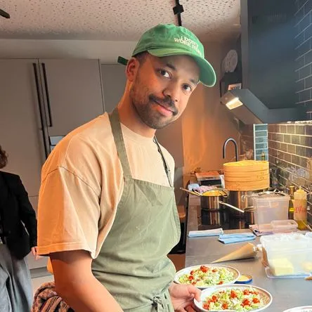 Titelbild zur Veranstaltung Kitchen Party mit Henri Diagne