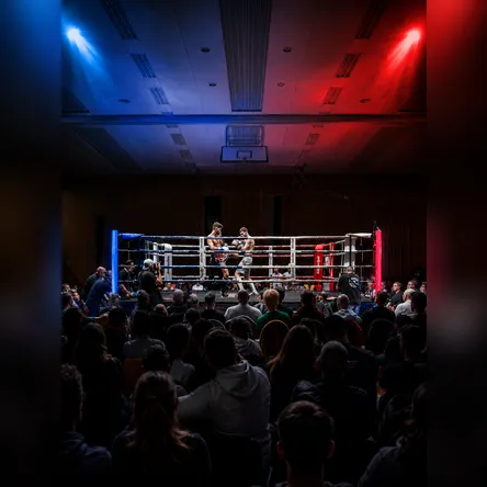 Titelbild zur Veranstaltung Fight Night: Boxen, Kickboxen, Muay Thai