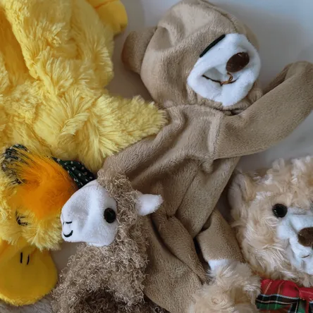 Titelbild zur Veranstaltung Puppen- & Teddyklinik: Stofftier-Stopfen